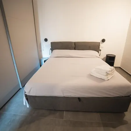 Piazza Mazzini 90 Mq 5 Appartamento *