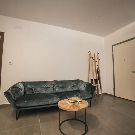 Apartment Piazza Mazzini 90 Mq 5